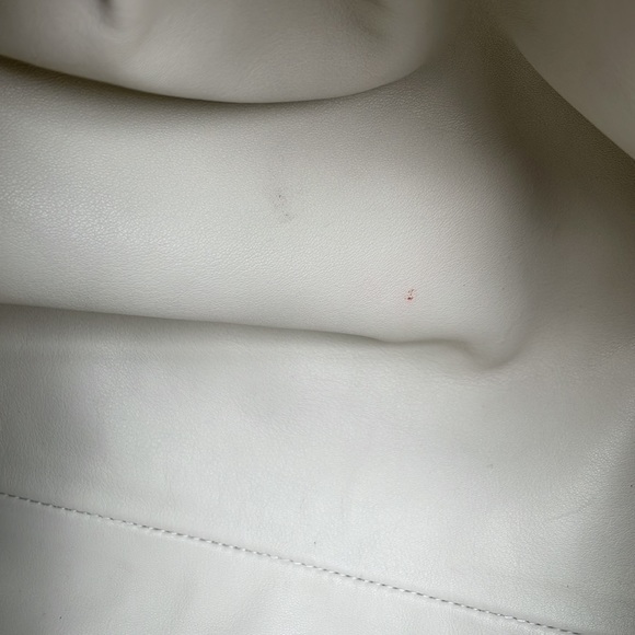 Bottega Veneta Pouch - Picture 10 of 12